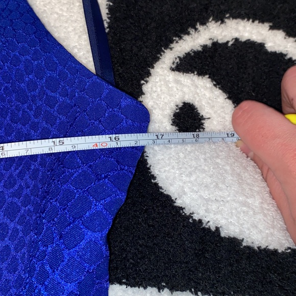 3/$30 Le Château Dress - Picture 4 of 8